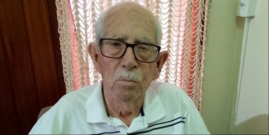 Hoje, aos 94 anos, Elpídio compartilha a sua história (Foto: Odete Jochims | Folha de Candelária)