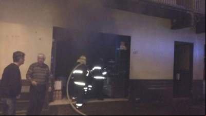 Explosão de capacitor causa incêndio no Mercado Klafke