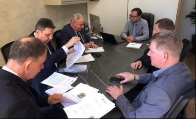 Audiência no gabinete do deputado Covatti Filho com o chefe de gabinete Jonatan Adalto